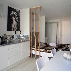 Studio de Luxe